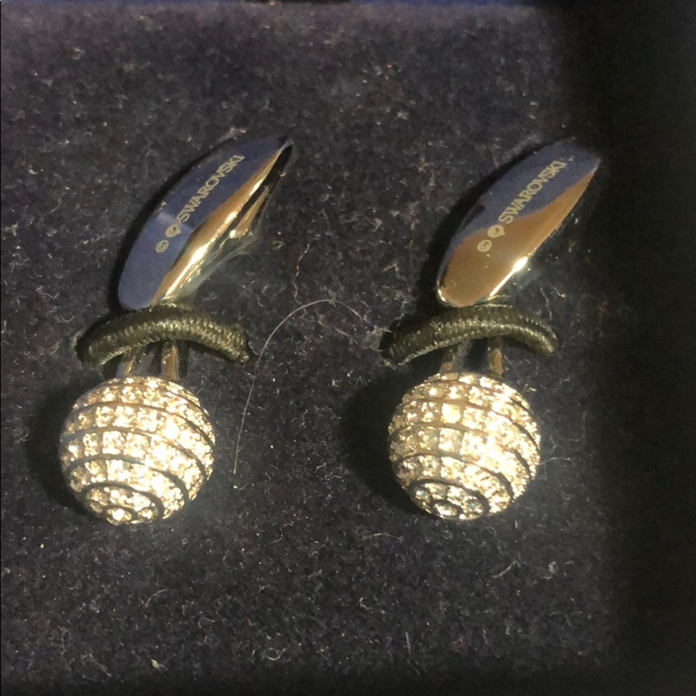 Cuffs links